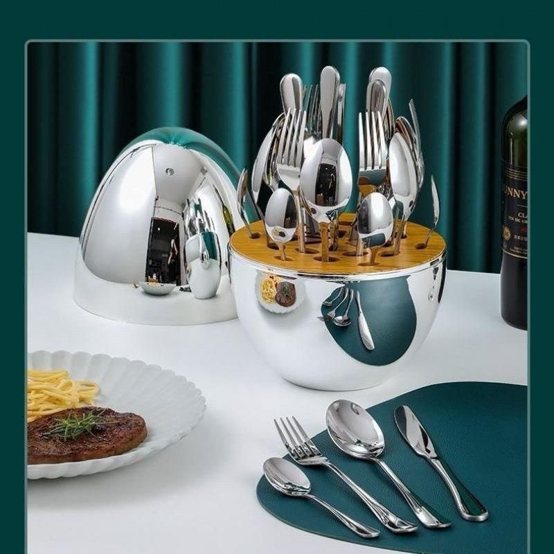 Egg shape cutlery sets with 24pcs of spoon 

Silver only